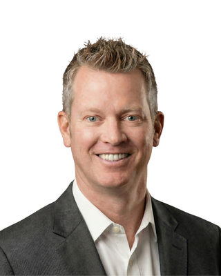 Portrait of Glenn Evans, REALTOR&reg;, Advisor.